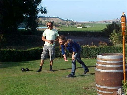 ホテル Ugbrooke Country Estate Lower Dashwood エクステリア 写真